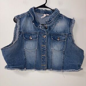 Overdrive Distressed faded cropped denim jean vest women’s 3X